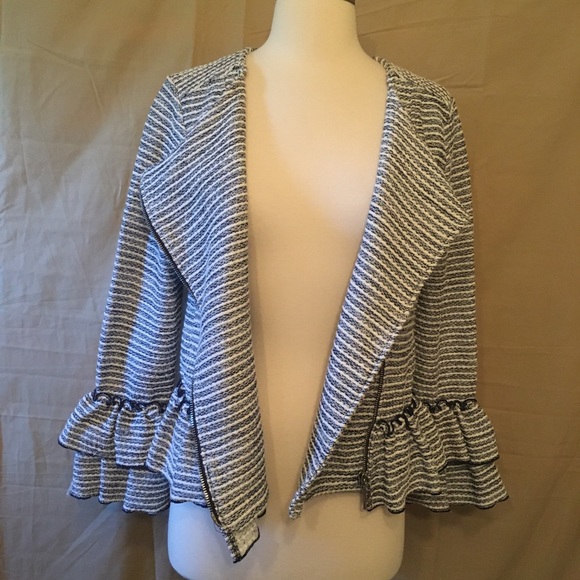 Banana Republic Ruffle Boucle Tweed Moto Jacket 2 - Picture 6 of 8